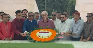 জিয়াউর রহমান ও খালেদা জিয়ার সমাধিতে নবগঠিত রাঙামাটি জেলা পরিষদের শ্রদ্ধা